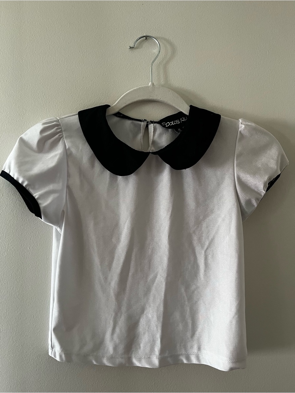Dolls Kill Girls' White Witch Top with Black Peter Pan Collar
